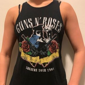 GUNS N ROSES TANK!!